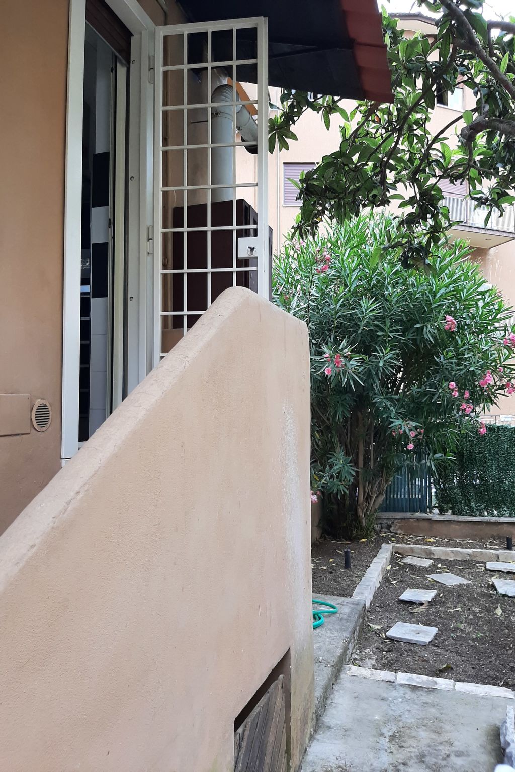 Wohnung "Schwarzes und weißes Loft - Roma"-Drinnen