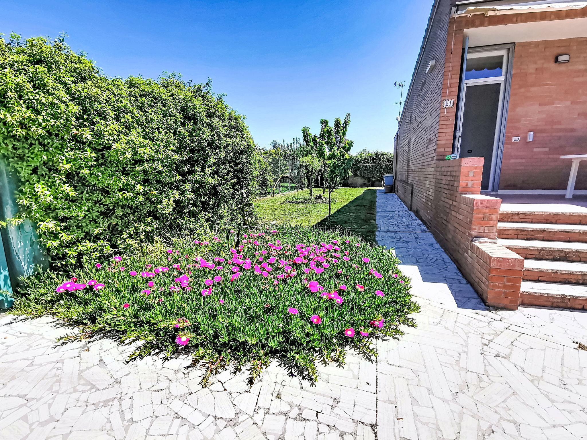 VILLAGGIO GIORNALISTI 21 - Buiten