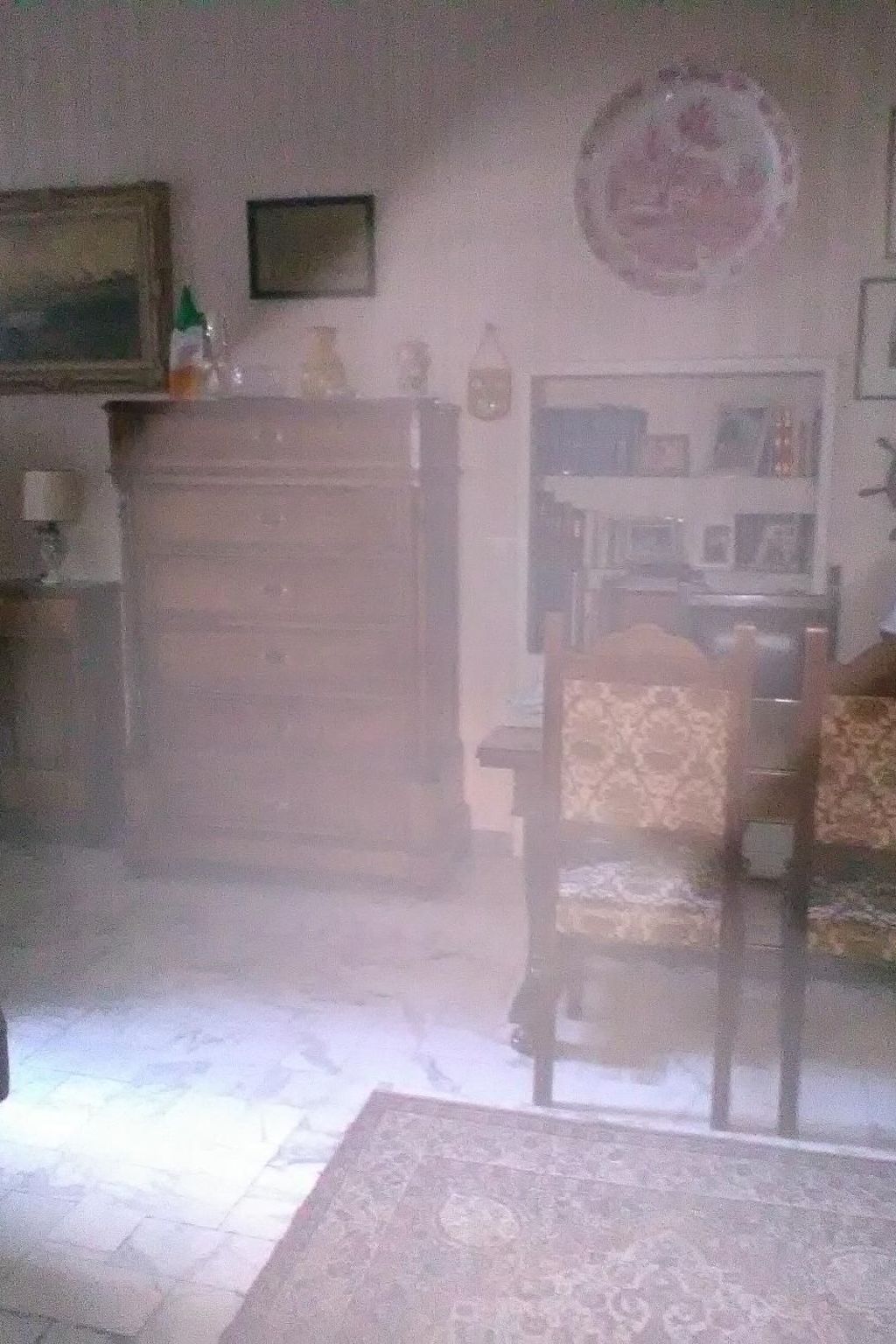 Nahe Rom mit Terrasse und einem Flügel-Binnen