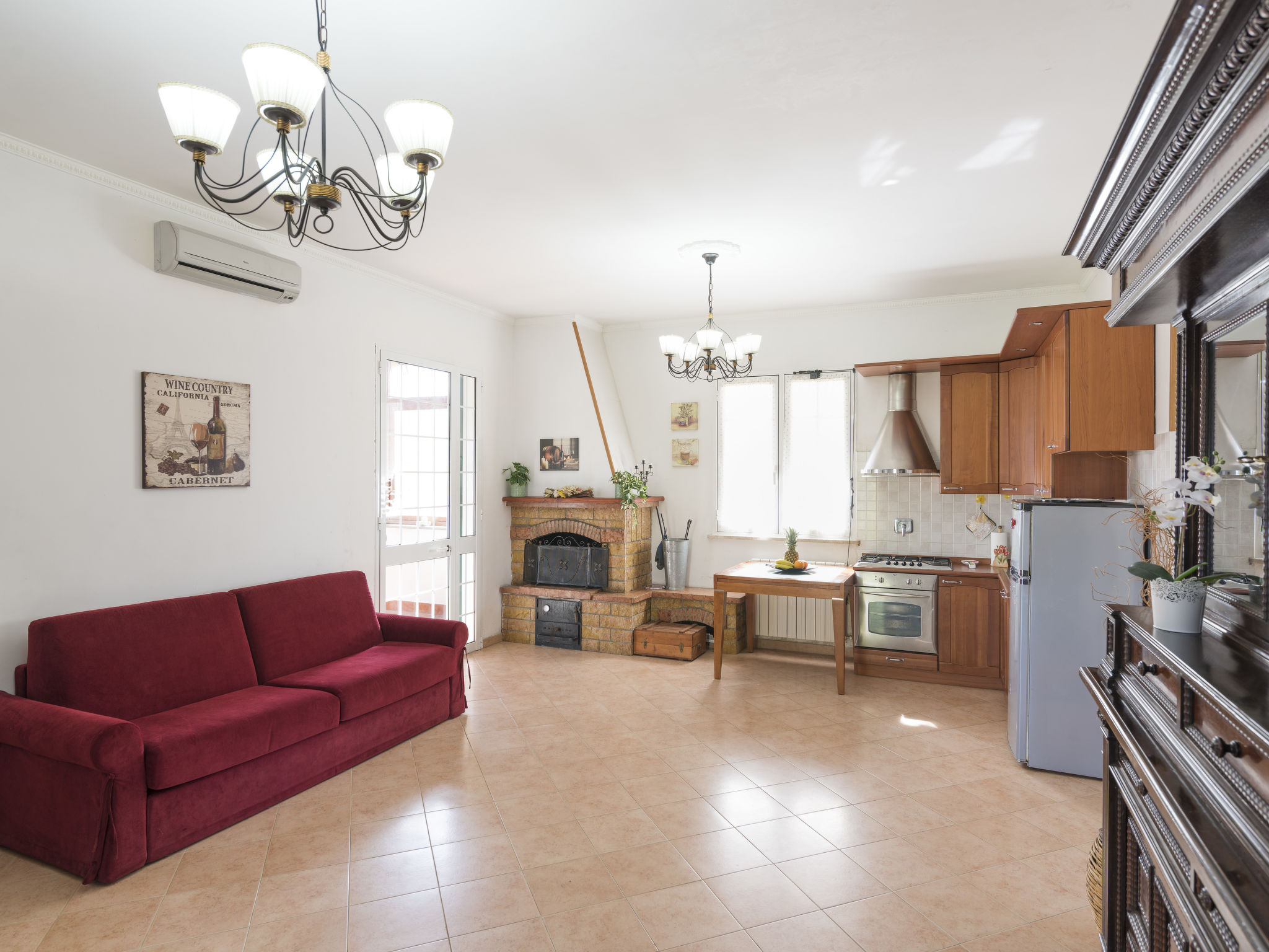 Kitchen / Dining Room