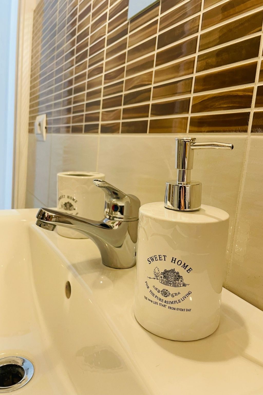 "Momy's Home Rom"-Binnen