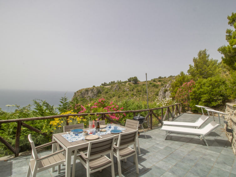 7-persoons vakantiehuis met zeezicht in Sperlonga in Sperlonga