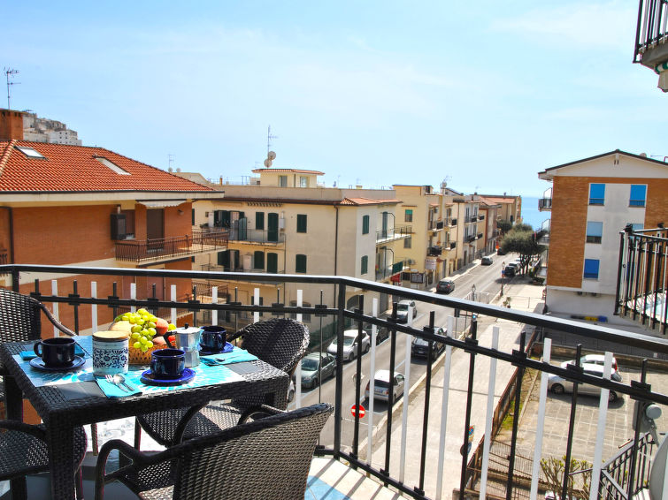 Search and Stay destination Sperlonga, Lazio - Italy from AU$ 372. Beach valley