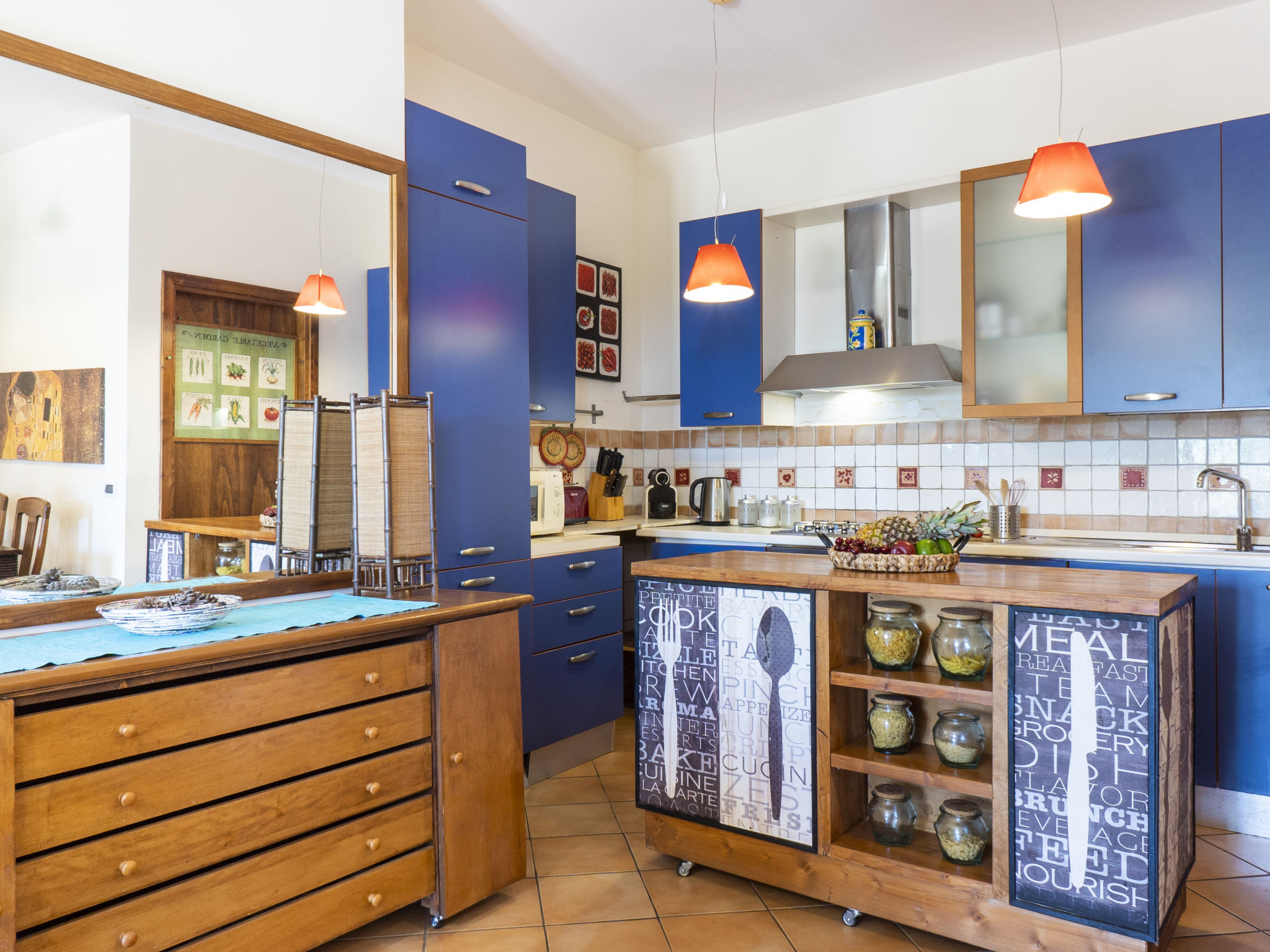 Kitchen / Dining Room