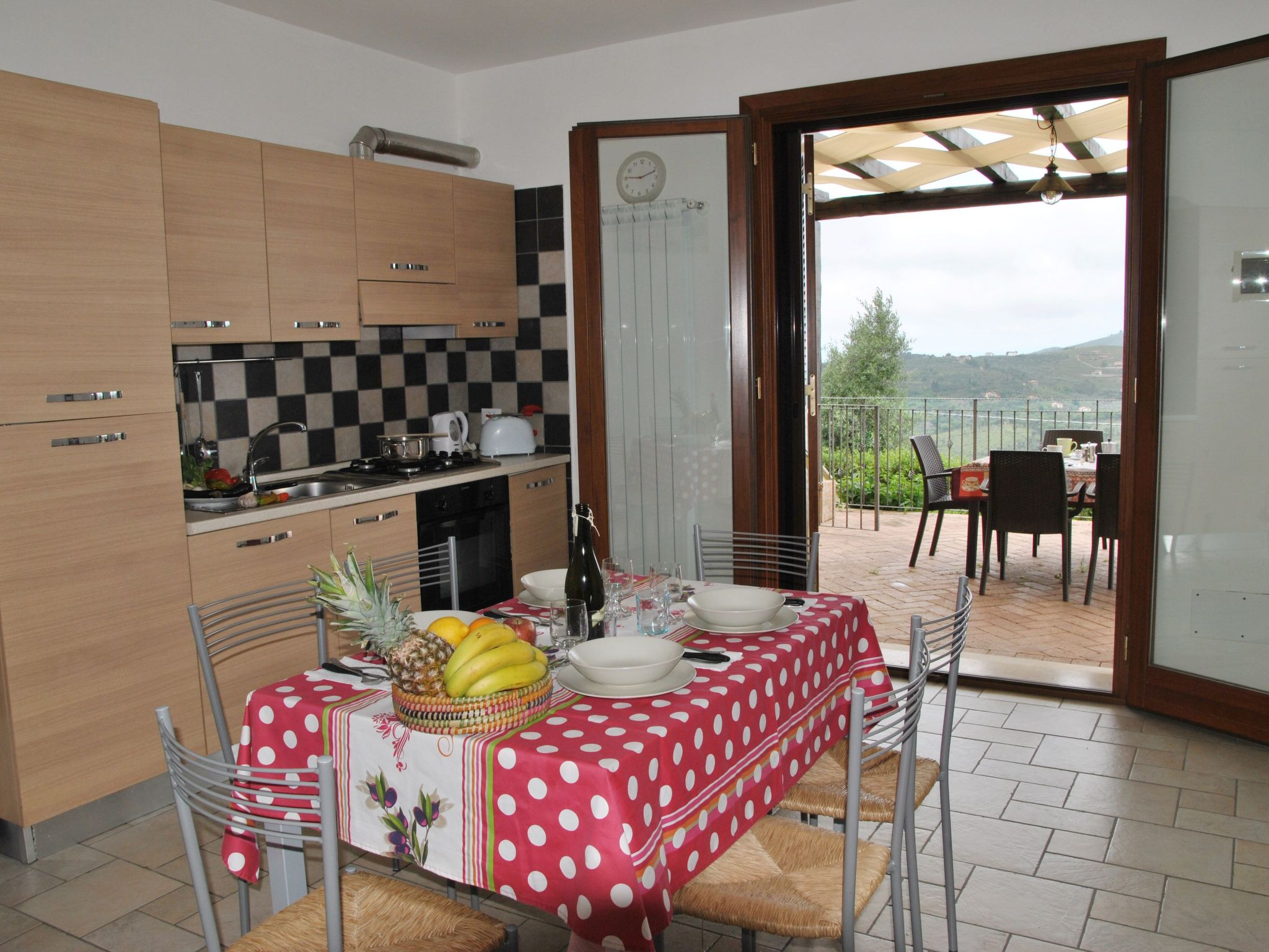 Doppelhaushälfte mit Gemeinschaftspool-Image-tags.info