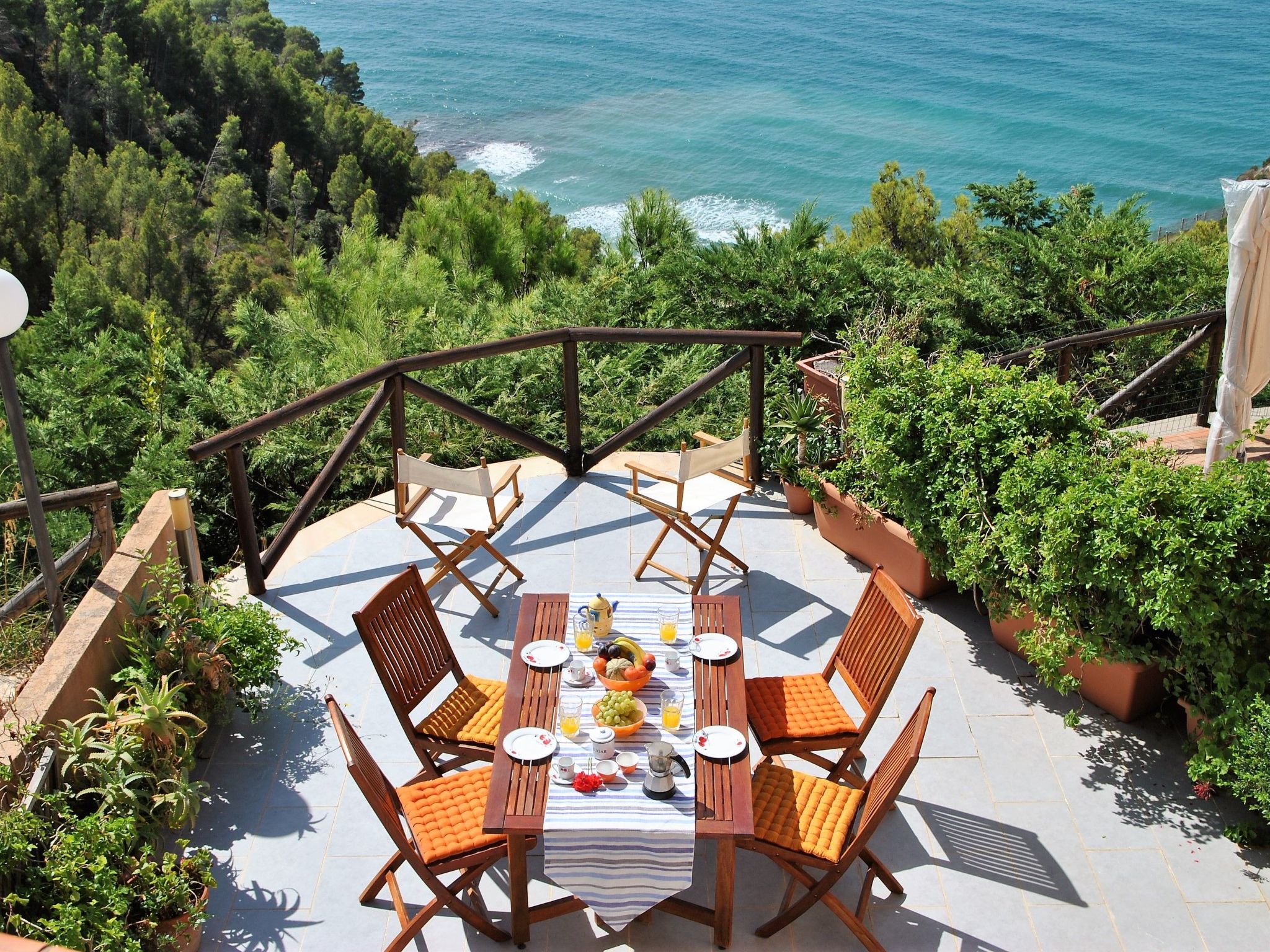 Haus in Sperlonga mit Terrasse und Grill-Buiten