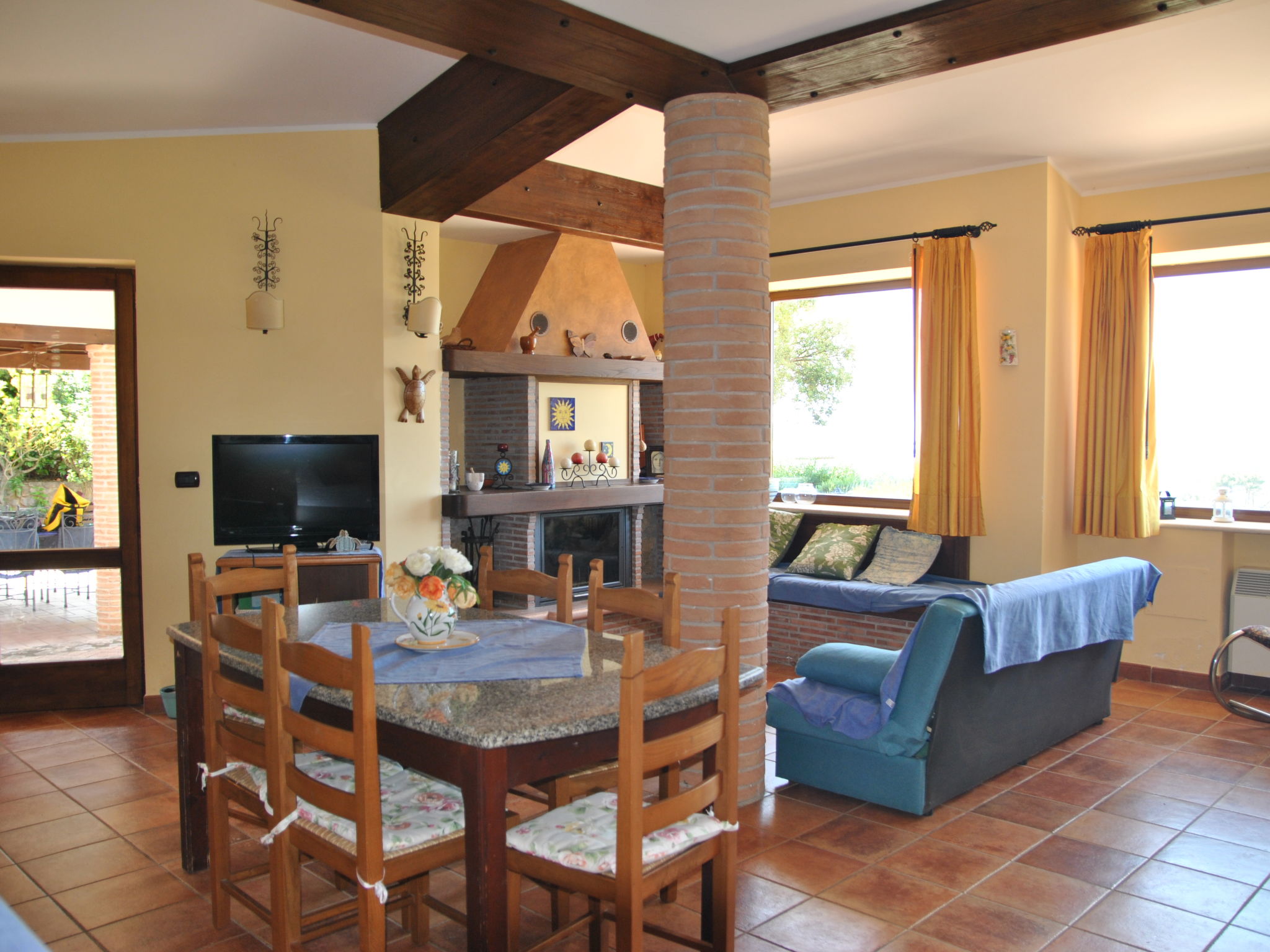 Collina delle Stelle-Inside