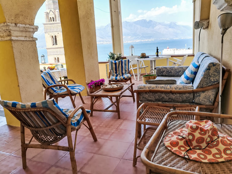 Search and Stay destination Gaeta, Lazio - Italy from AU$ 488. Al Campanile
