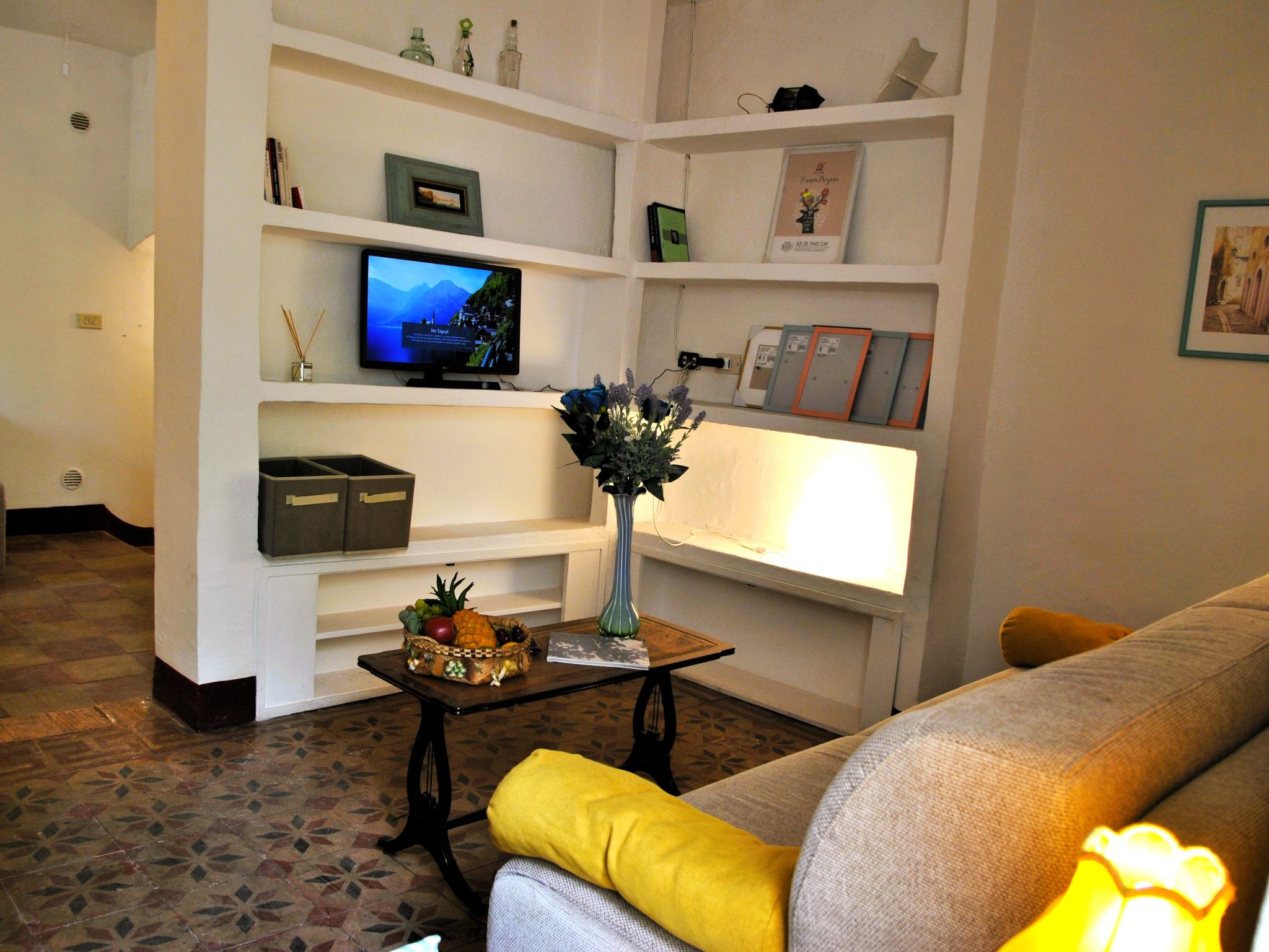 Giardino dei Limoni-Inside