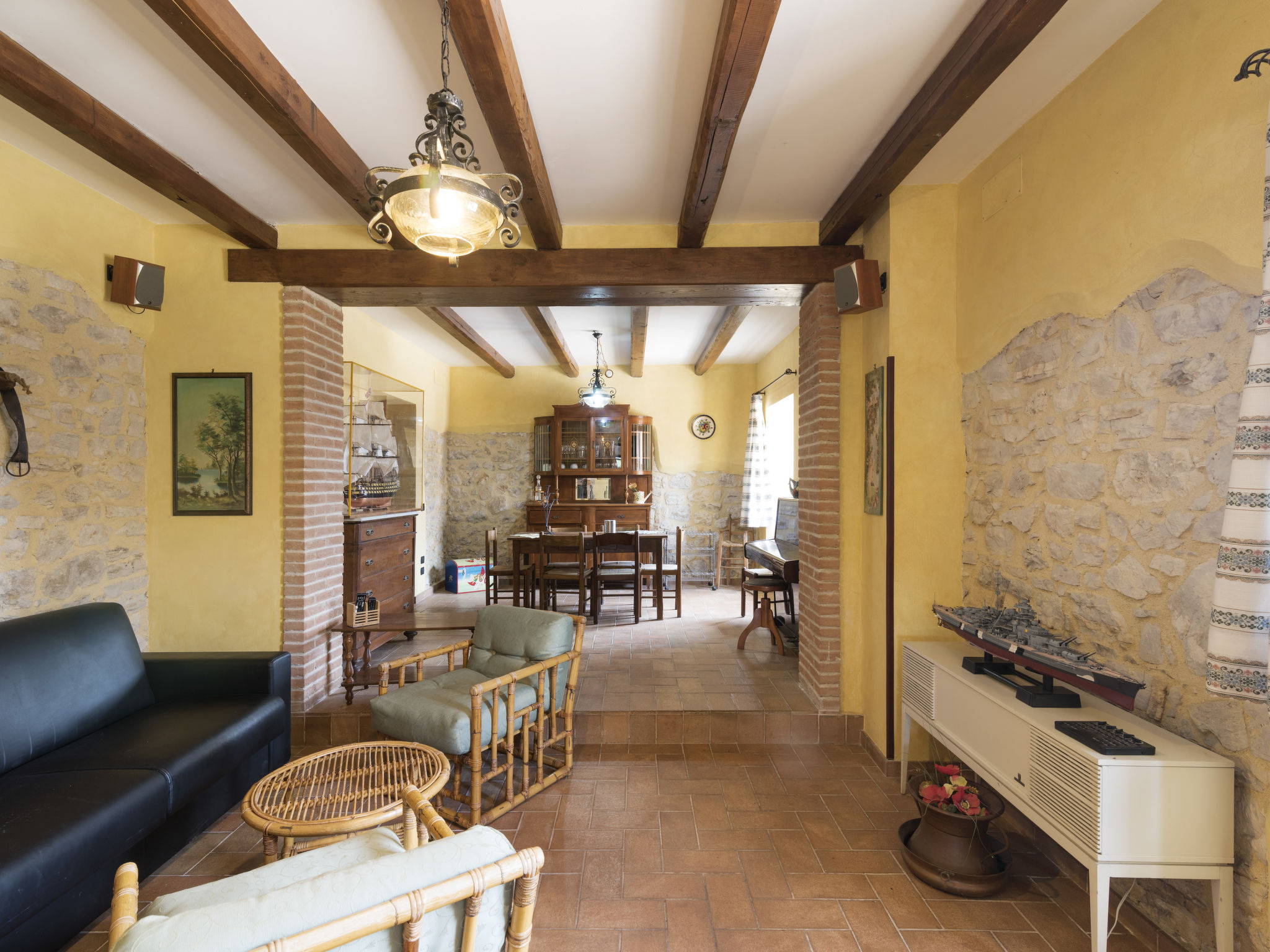 Kitchen / Dining Room