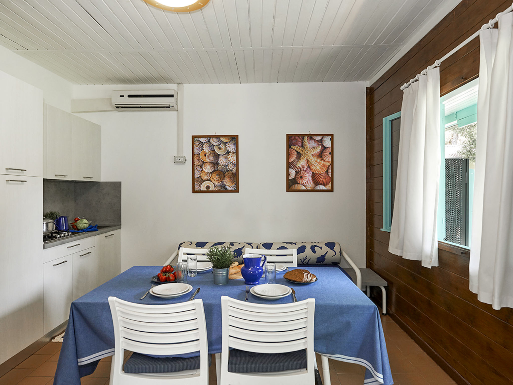 Search and Stay, undefined in undefined. Gallery position 3