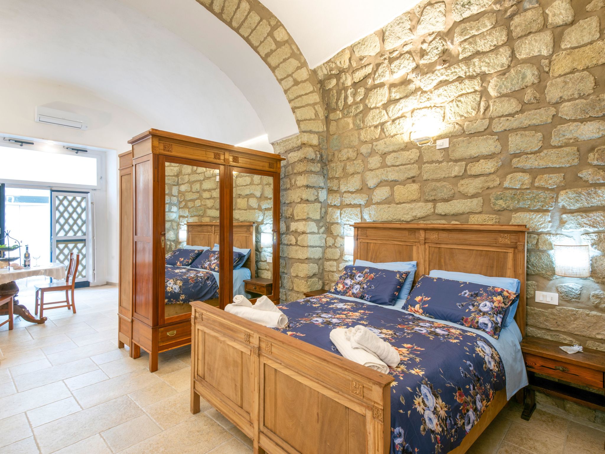 Vico Secondo Antike Ferienwohnung historisches Zentrum-Binnen