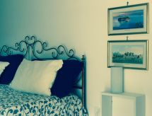 Geräumige und helle Wohnung in Mehrfamilienhaus mit Aufzug