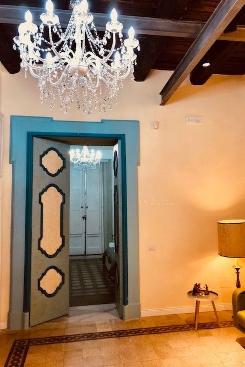 Große Duomo-Wohnung im historischen Zentrum