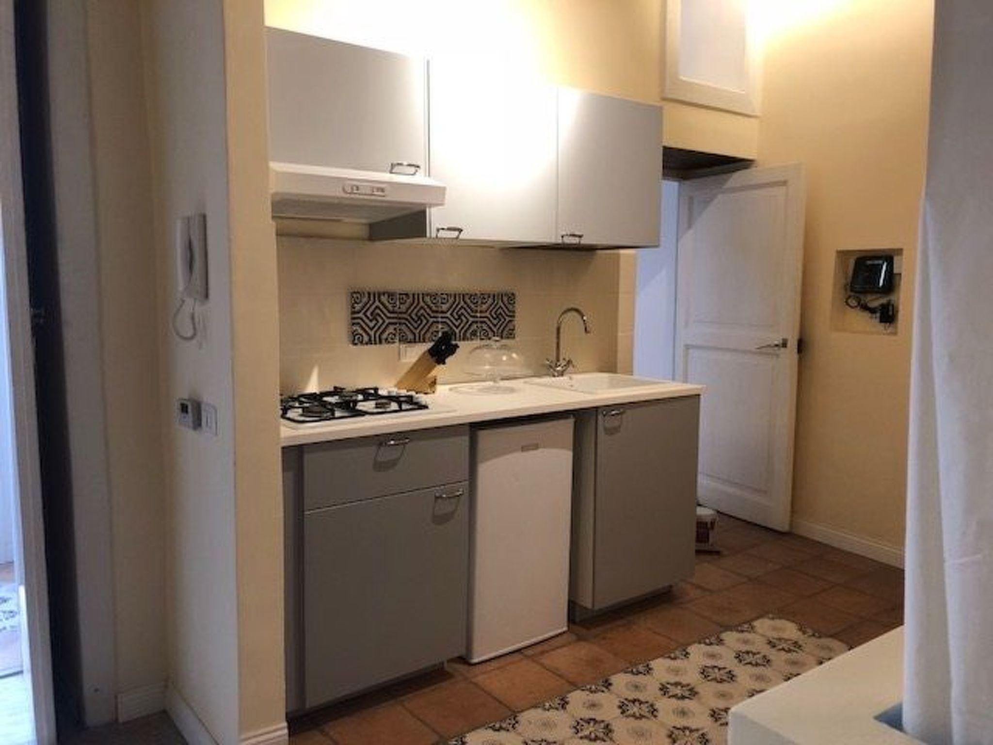 Große Duomo-Wohnung im historischen Zentrum-Binnen