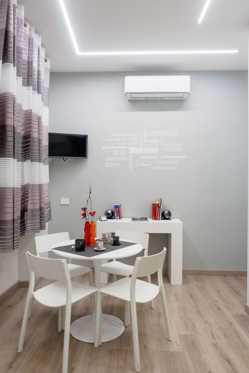 Plebiscito Home Holidays ... Im Herzen von Neapel ... nur 150 Meter von der zen-Image-tags.info