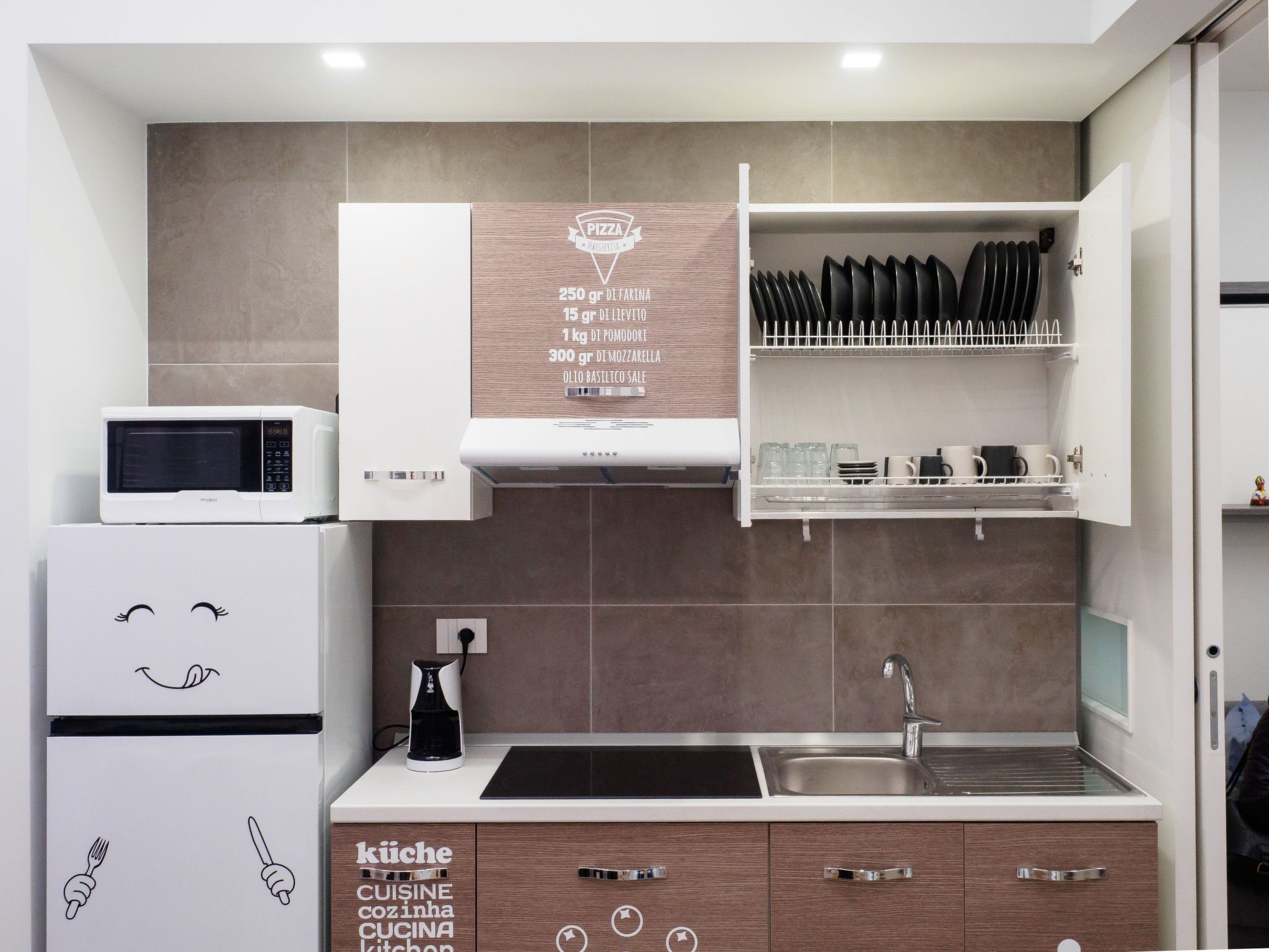 Plebiscito Home Holidays ... Im Herzen von Neapel ... nur 150 Meter von der zen-Image-tags.info