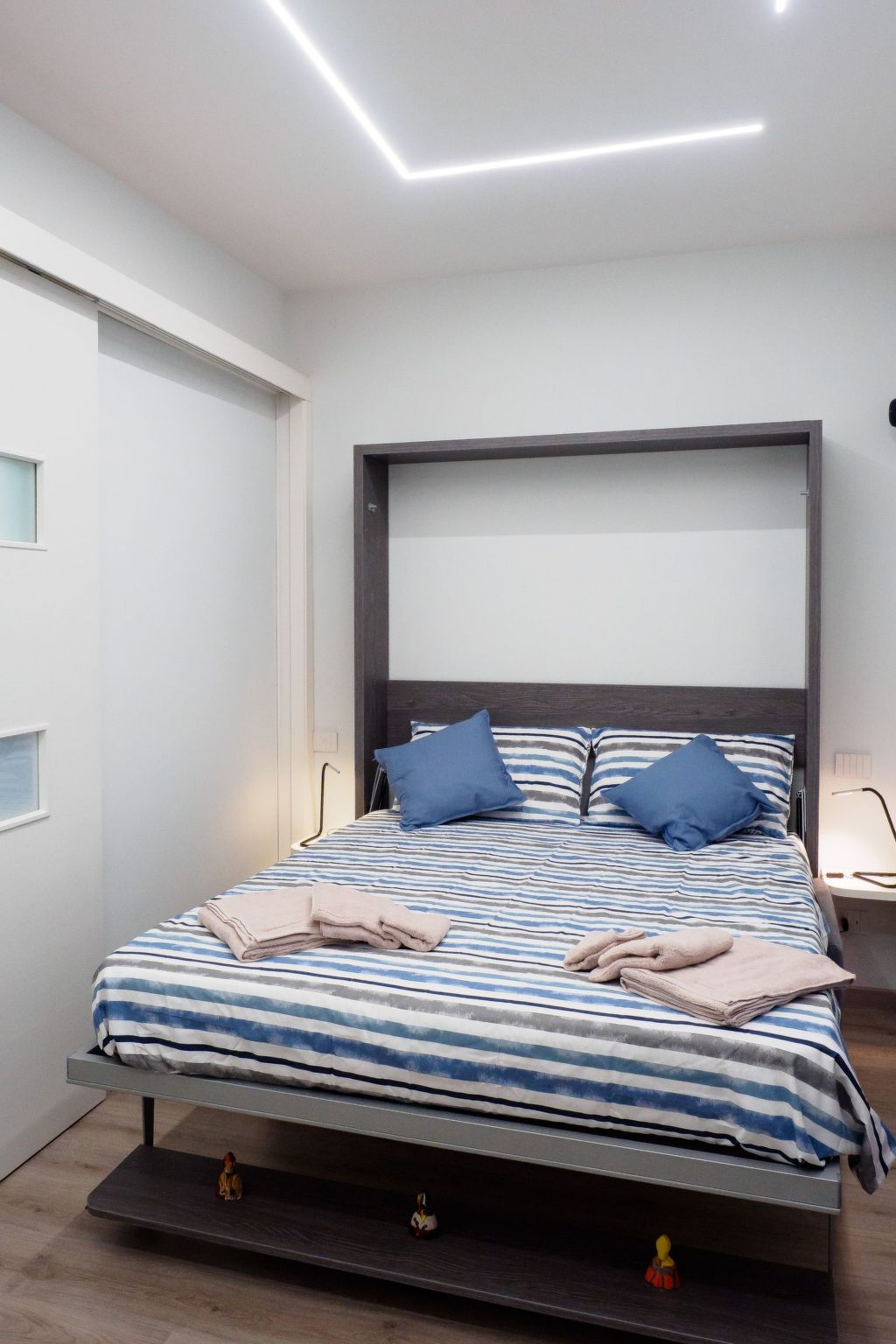 Plebiscito Home Holidays ... Im Herzen von Neapel ... nur 150 Meter von der zen-Image-tags.info