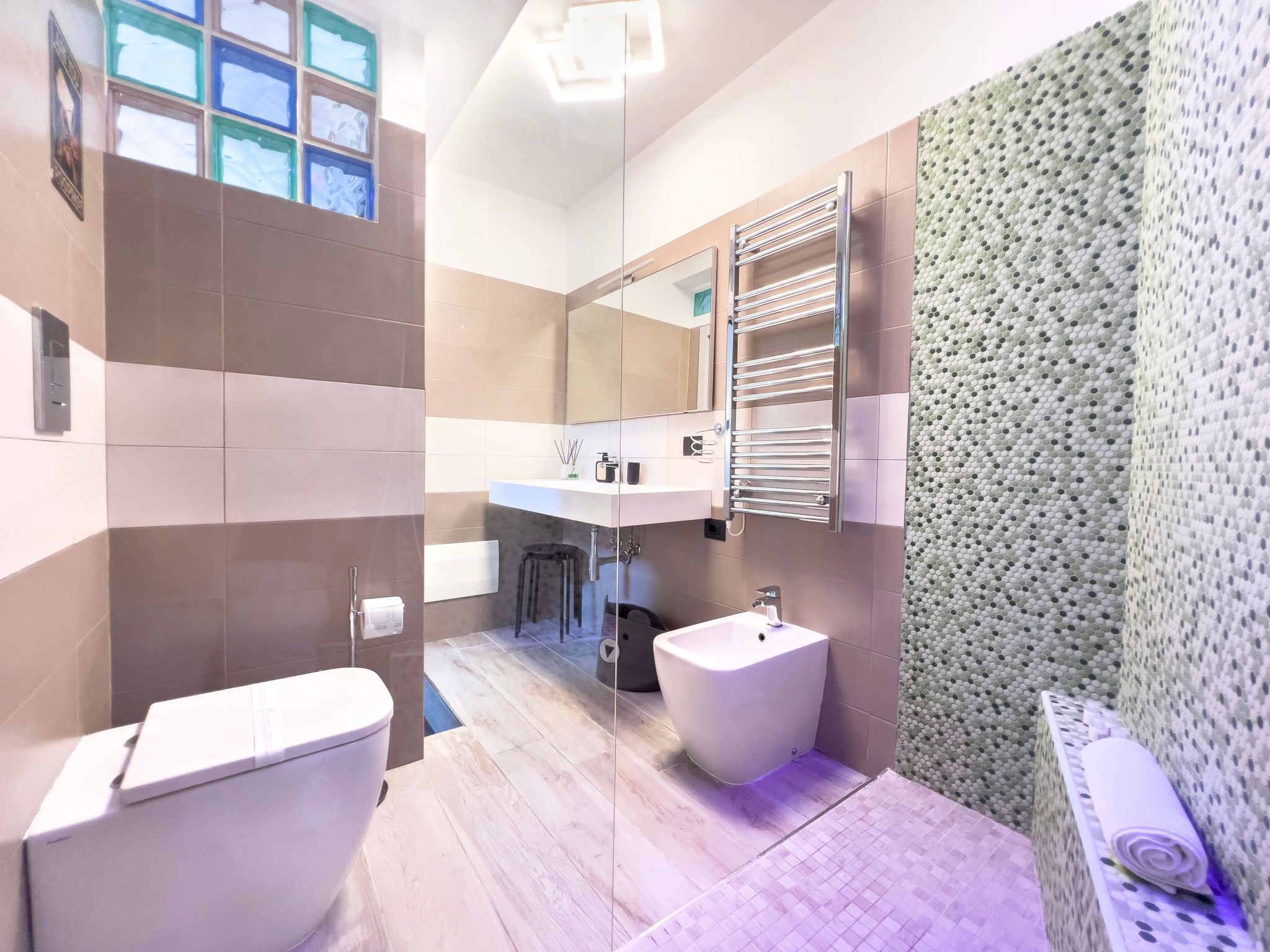 Home4Apartment Salerno Zentrum, privater Innenhof-Image-tags.info