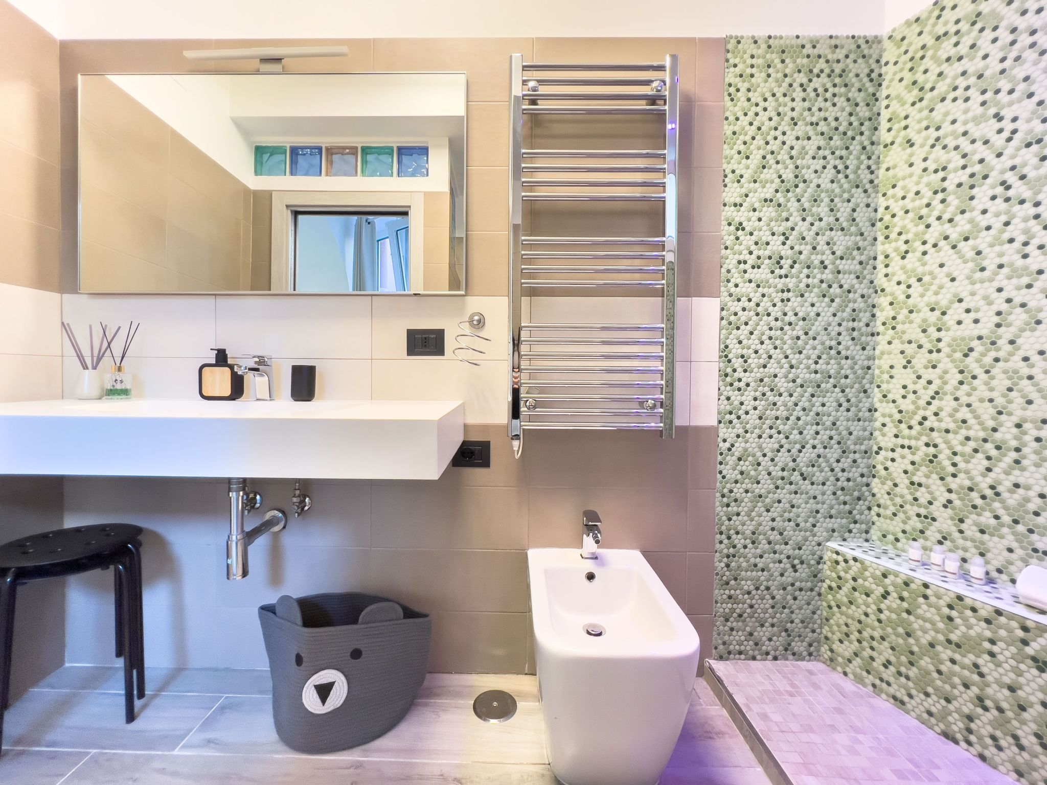 Home4Apartment Salerno Zentrum, privater Innenhof-Image-tags.info