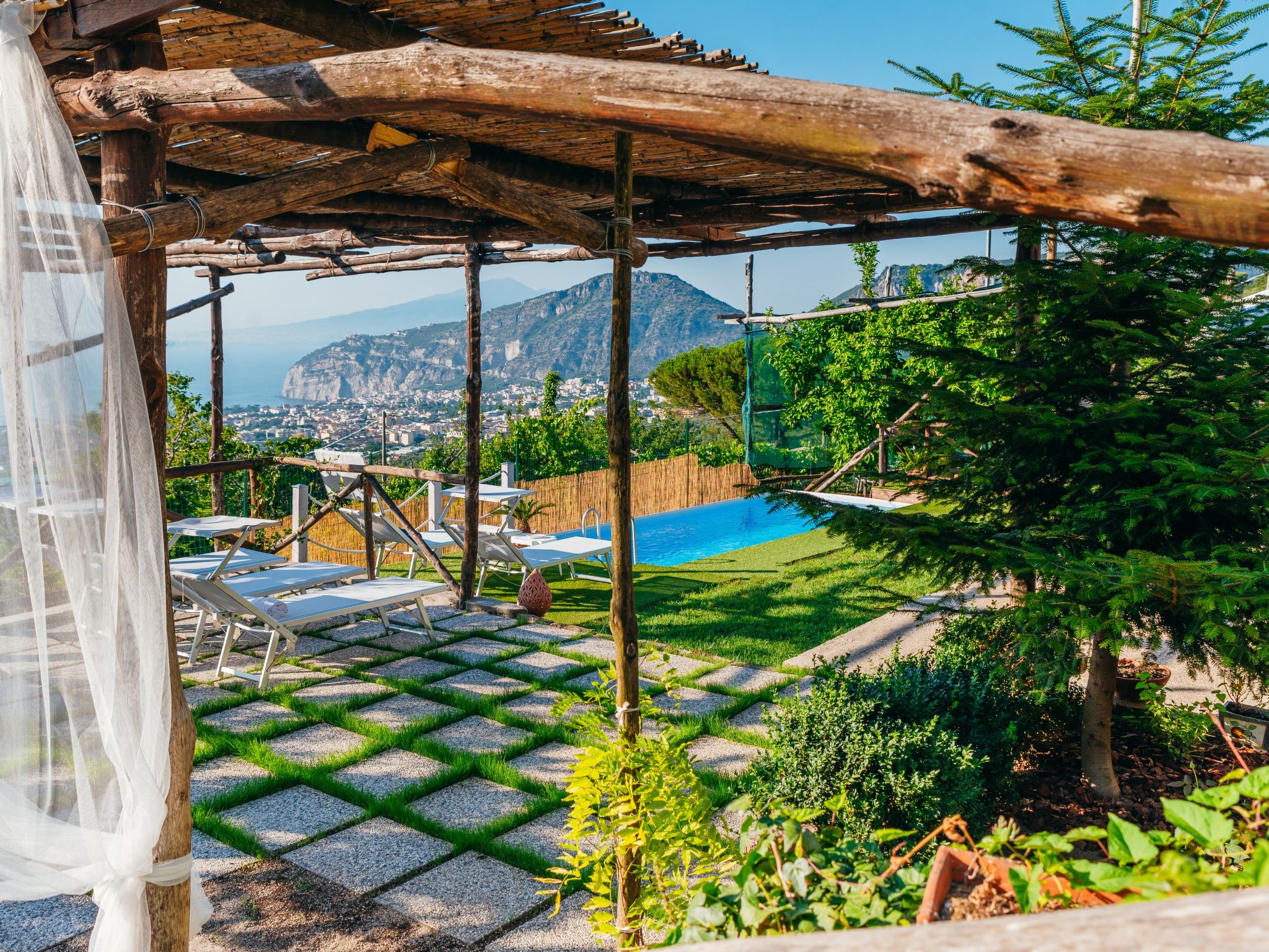 "Villa Flore" Sorrent und Amalfiküste-Binnen