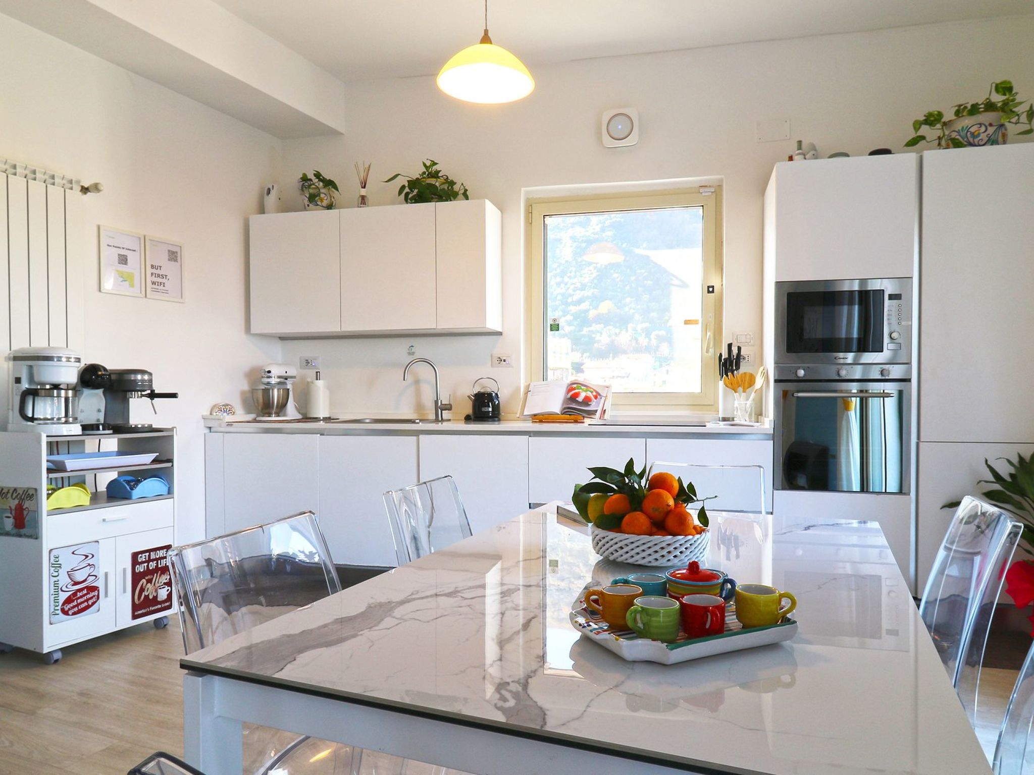 Familienwohnung mit Privatparkplatz-Drinnen