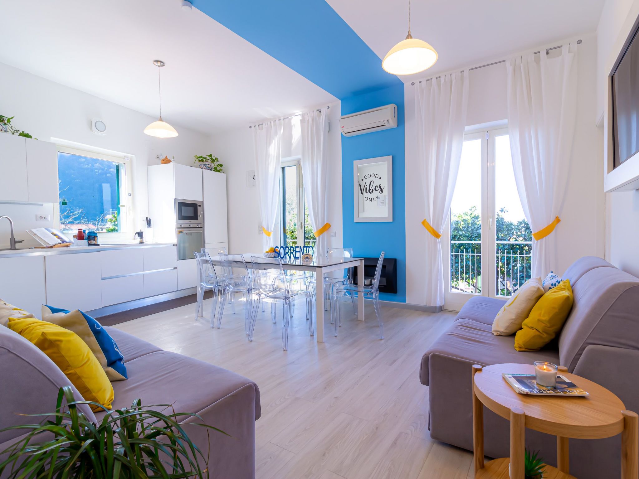 Familienwohnung mit Privatparkplatz-Drinnen