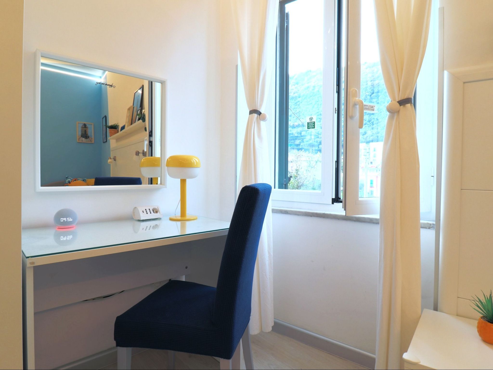 Familienwohnung mit Privatparkplatz-Drinnen