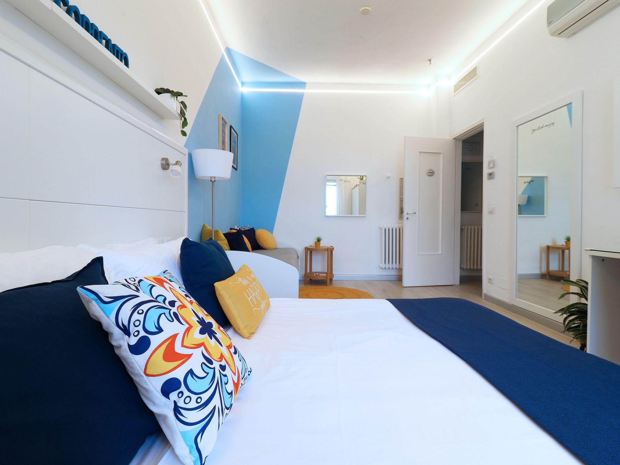 Familienwohnung mit Privatparkplatz-Drinnen