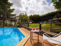Panoramavilla mit Pool