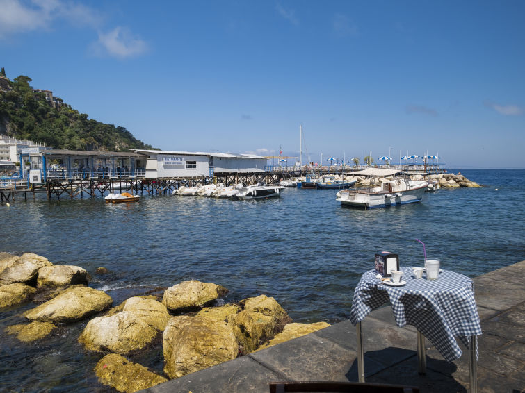 Photo of Sorrento Shore