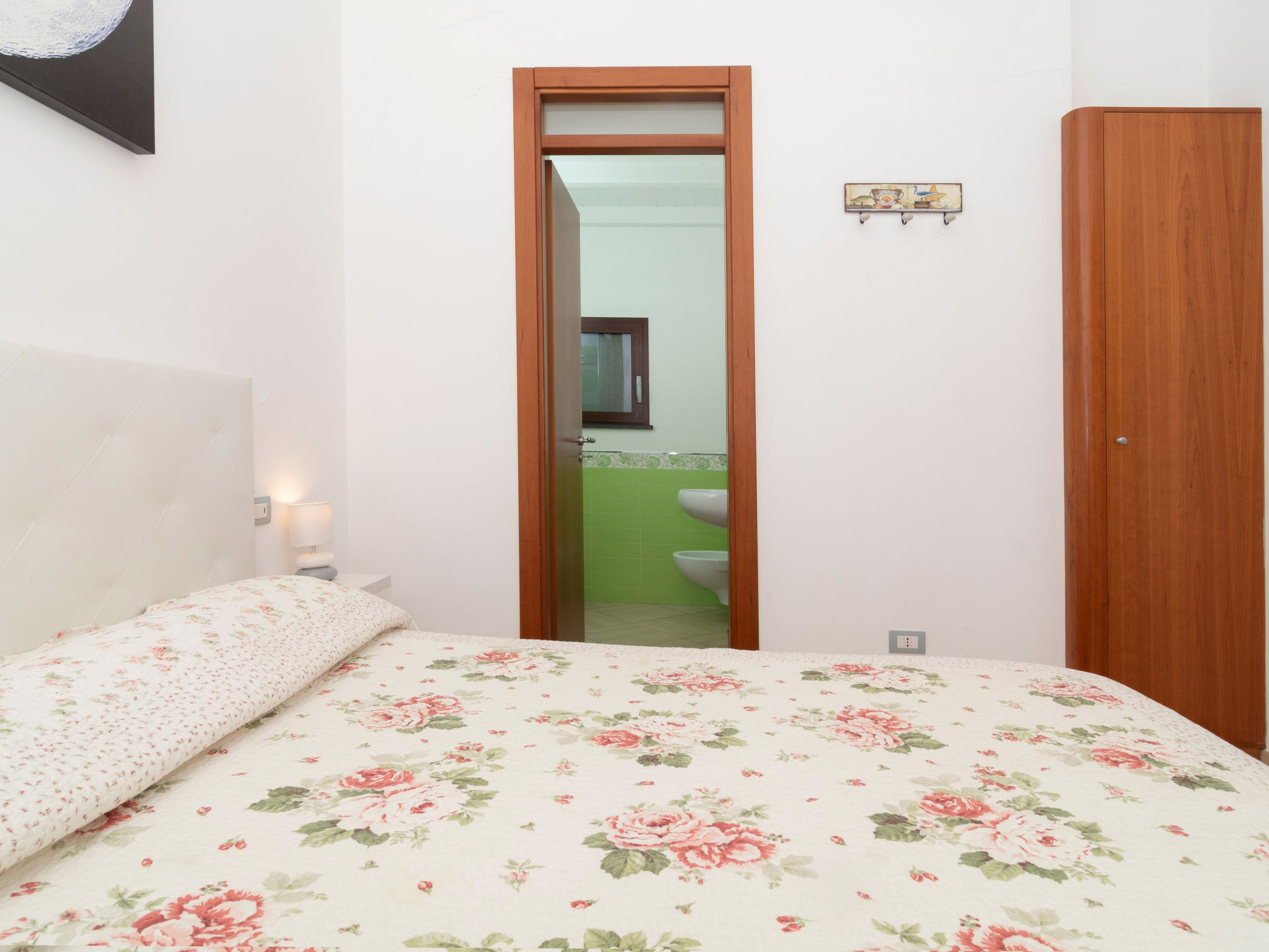 Photo of Sorrento Shore