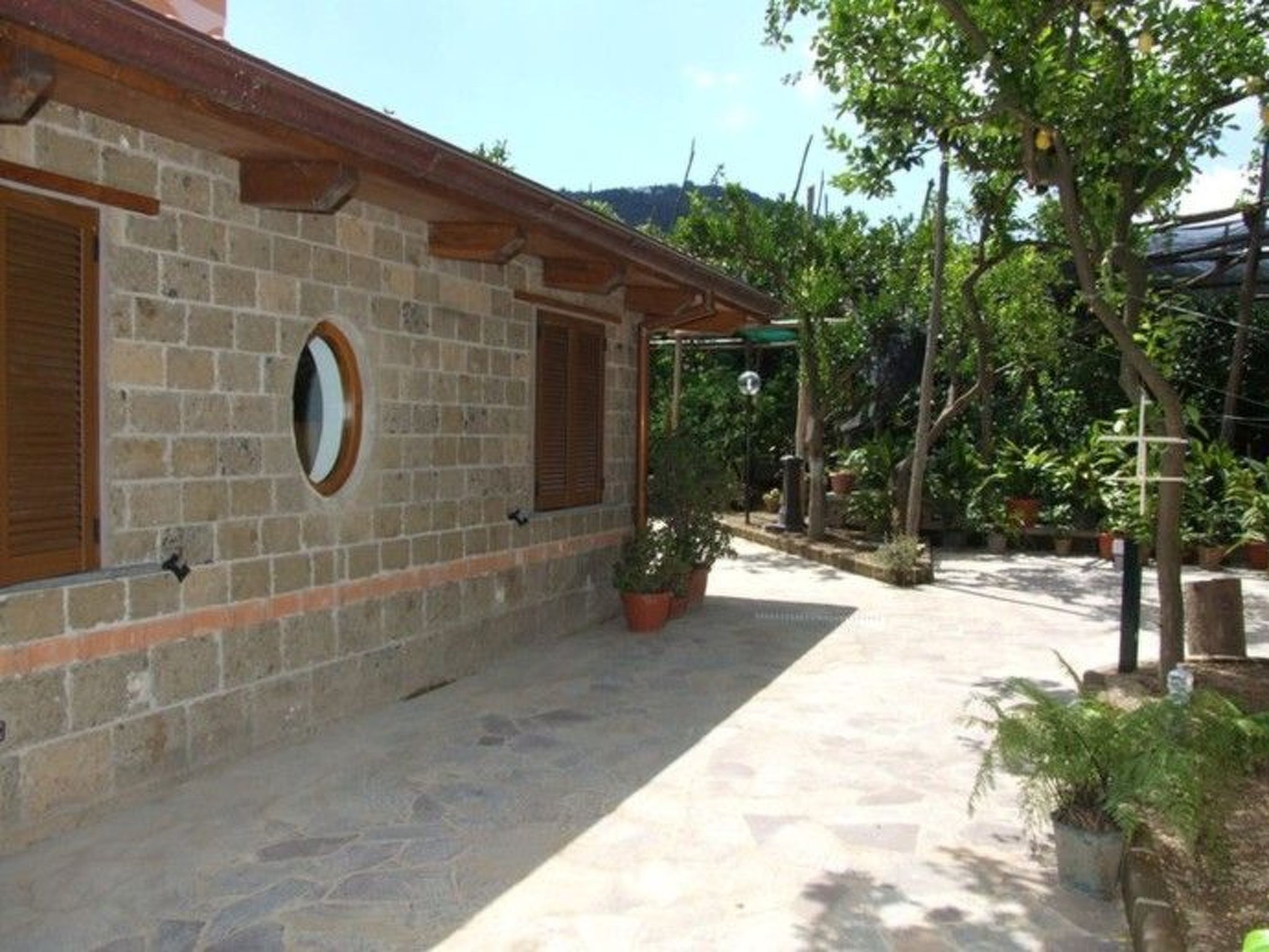 Photo of Wohnung 'Ivy' mit privatem Garten