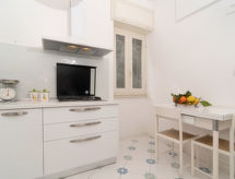 House image small