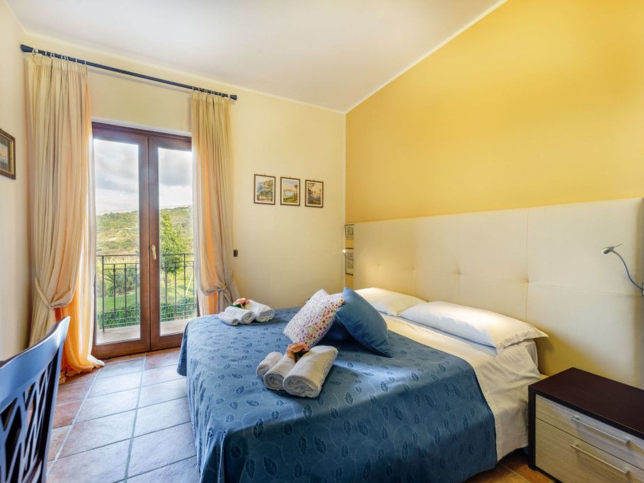 Mit Aussicht und Pool-Binnen