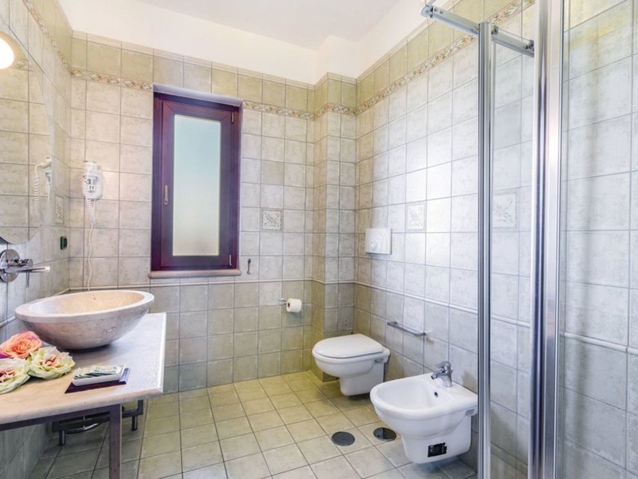 Mit Aussicht und Pool-Binnen