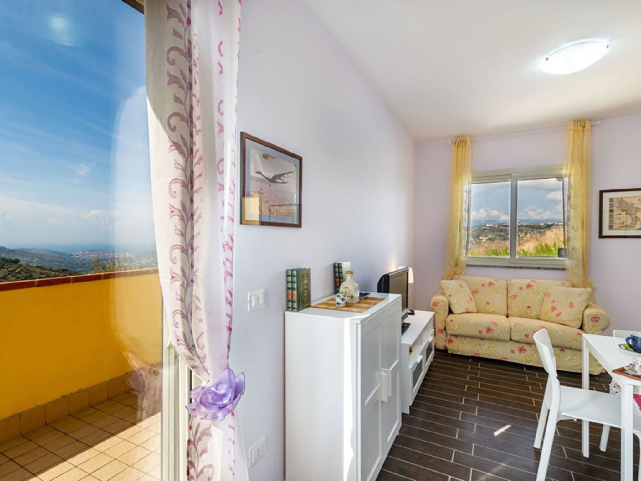 'Granatapfel' mit Pool-Binnen