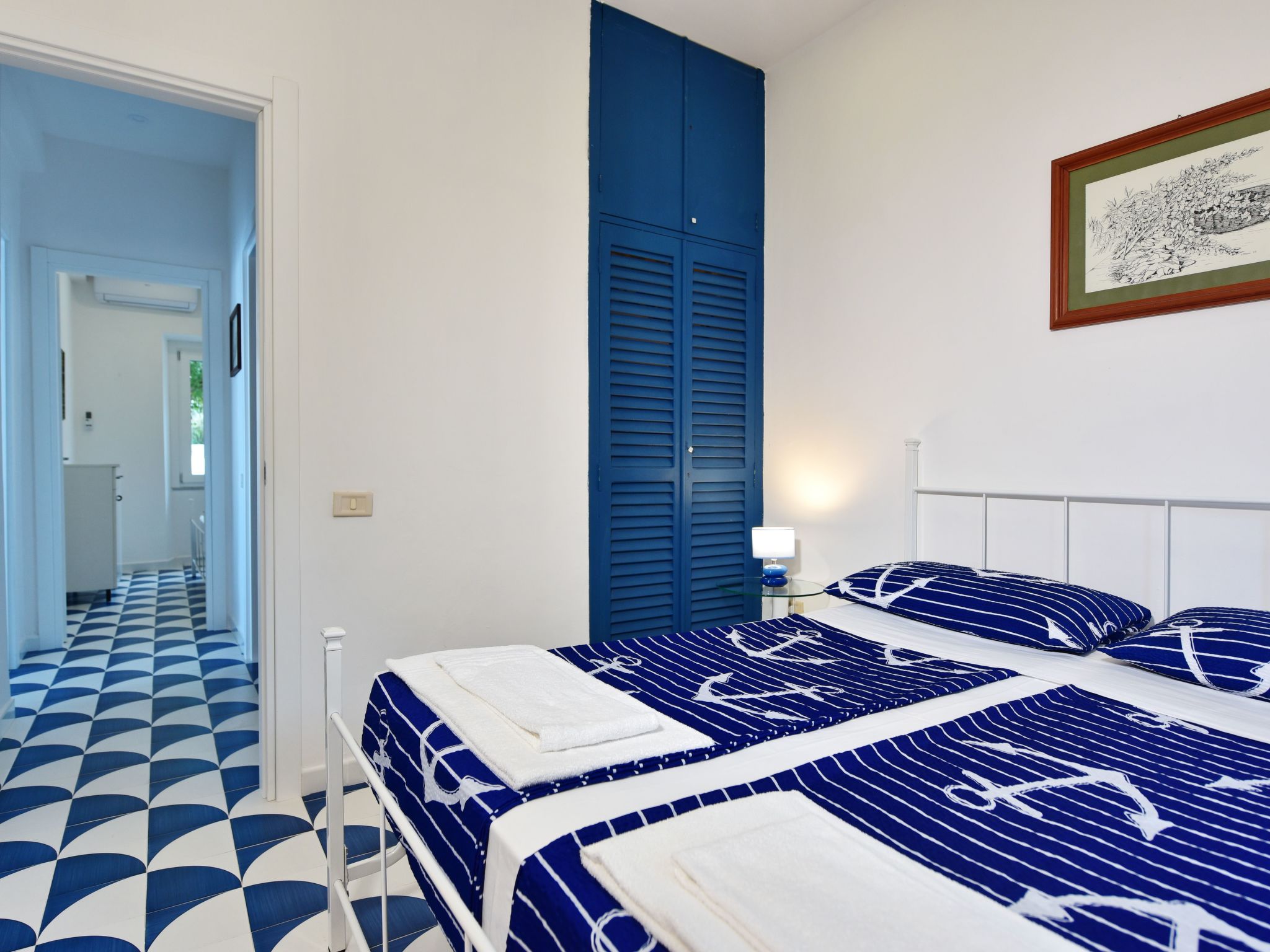 Mit Meerblick und großer Terrasse-Image-tags.info