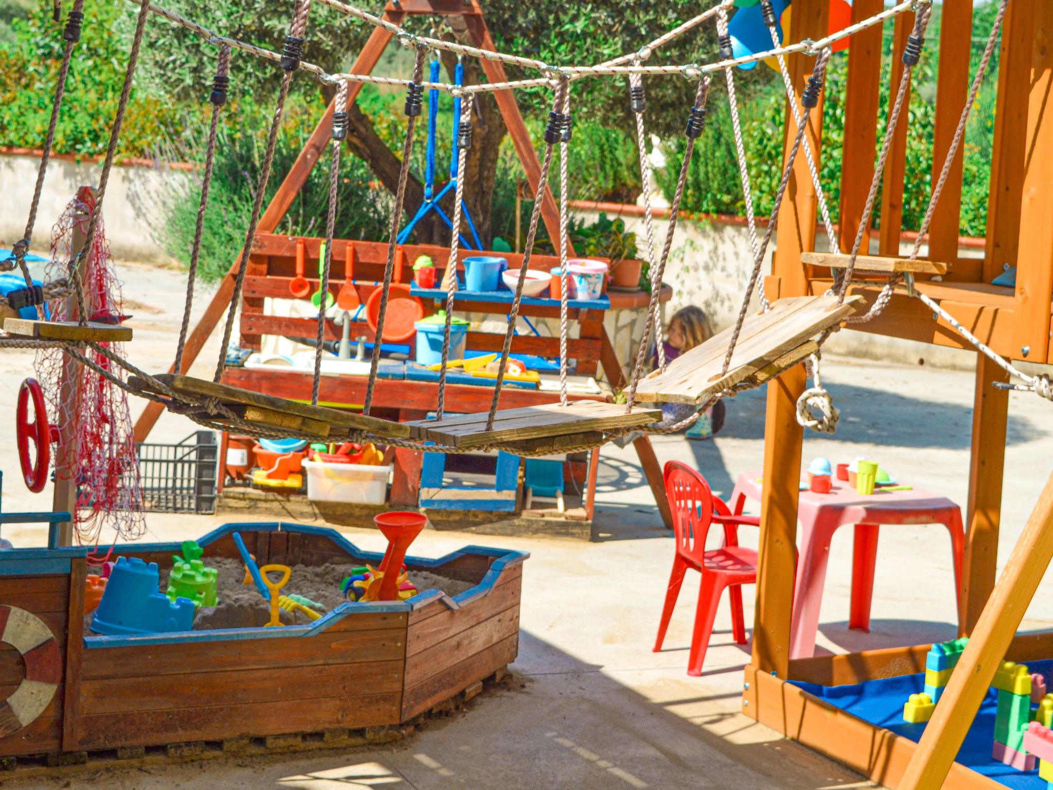 Mit privatem Garten, Meerblick und Gemeinschaftspool-Image-tags.info