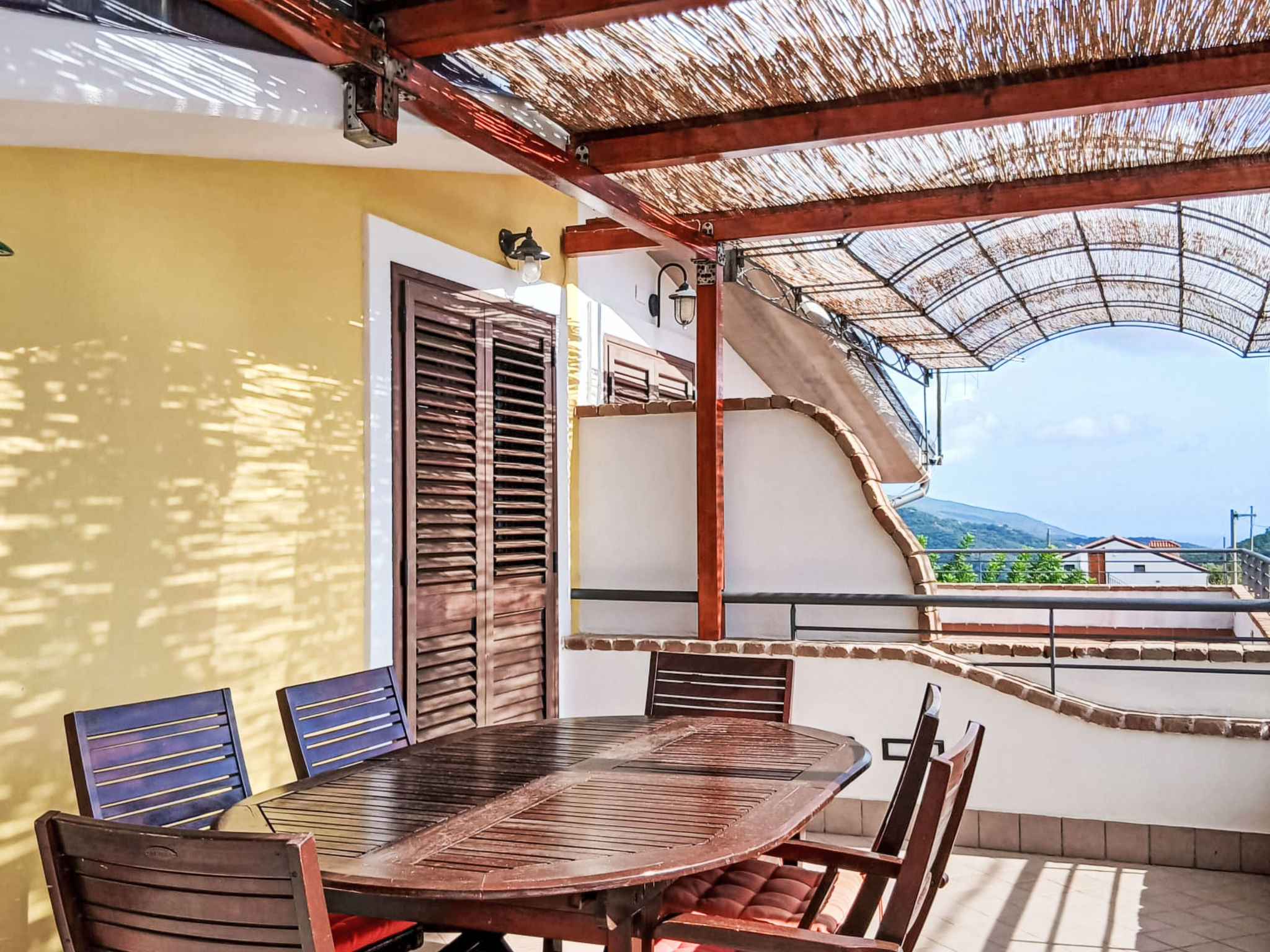 Appartement in Caprioli mit Garten, Terrasse und Grill