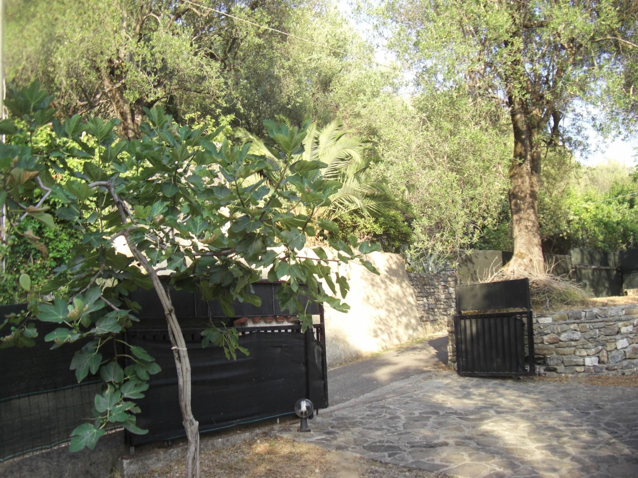Strandnahe Ferienwohnung mit Garten und Grill-Binnen
