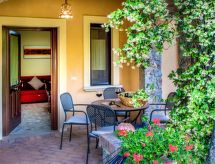Wohnung in Centola mit gemeinsamem Pool, Terrasse und Grill