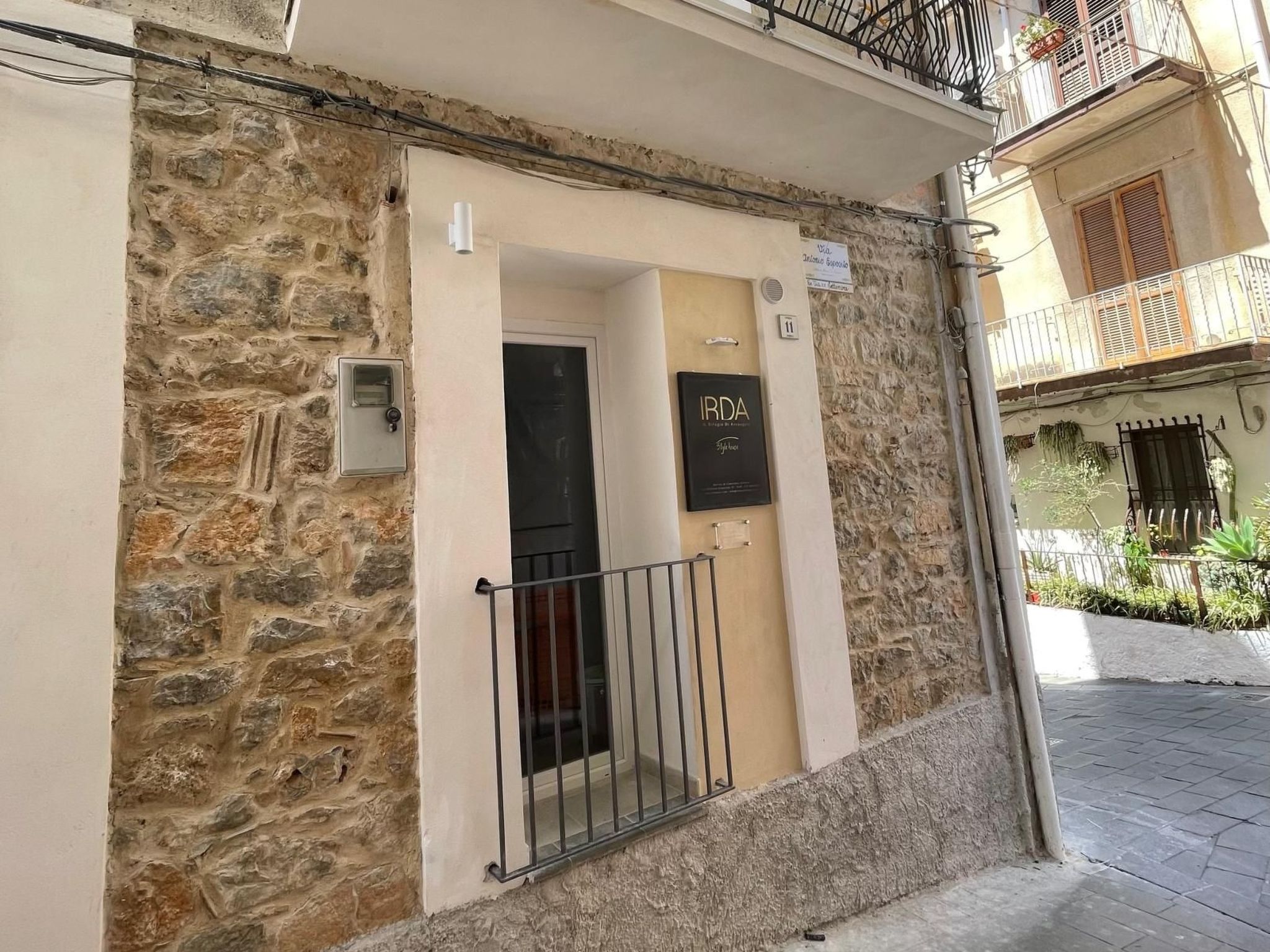 Wohnung 'Irda Style House-Binnen