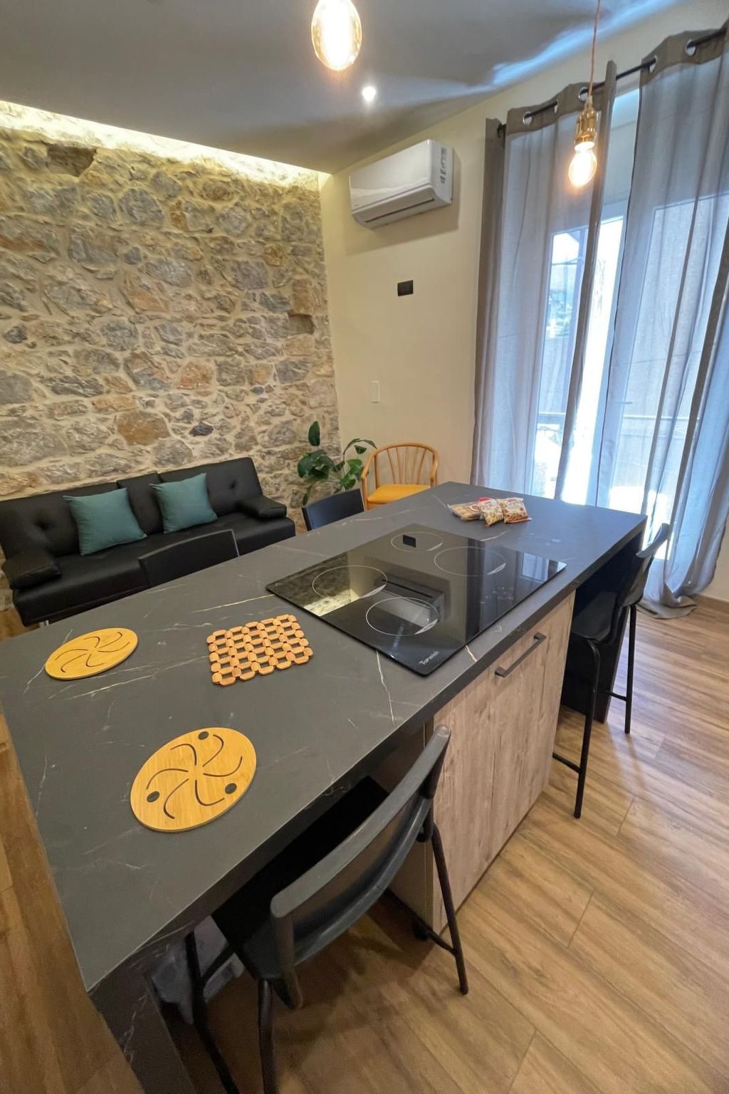 Wohnung 'Irda Style House-Binnen