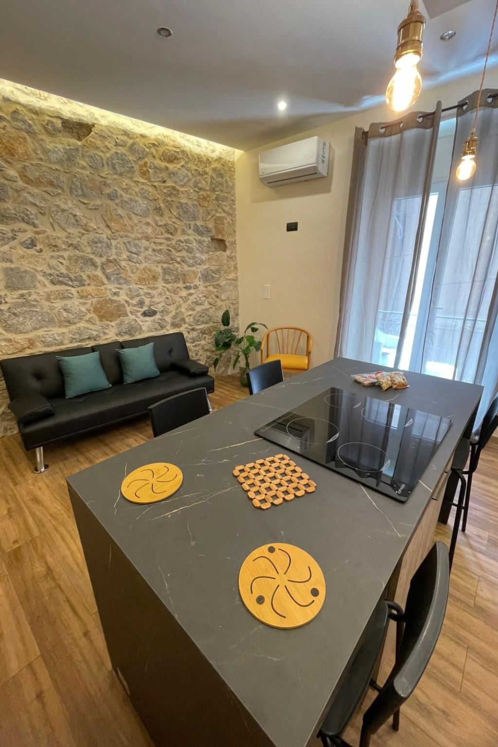 Wohnung 'Irda Style House-Binnen