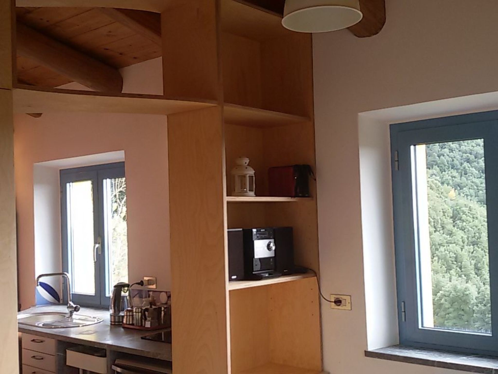 Kleines feines helles Appartment im Gruenen mit Meerblick-Binnen