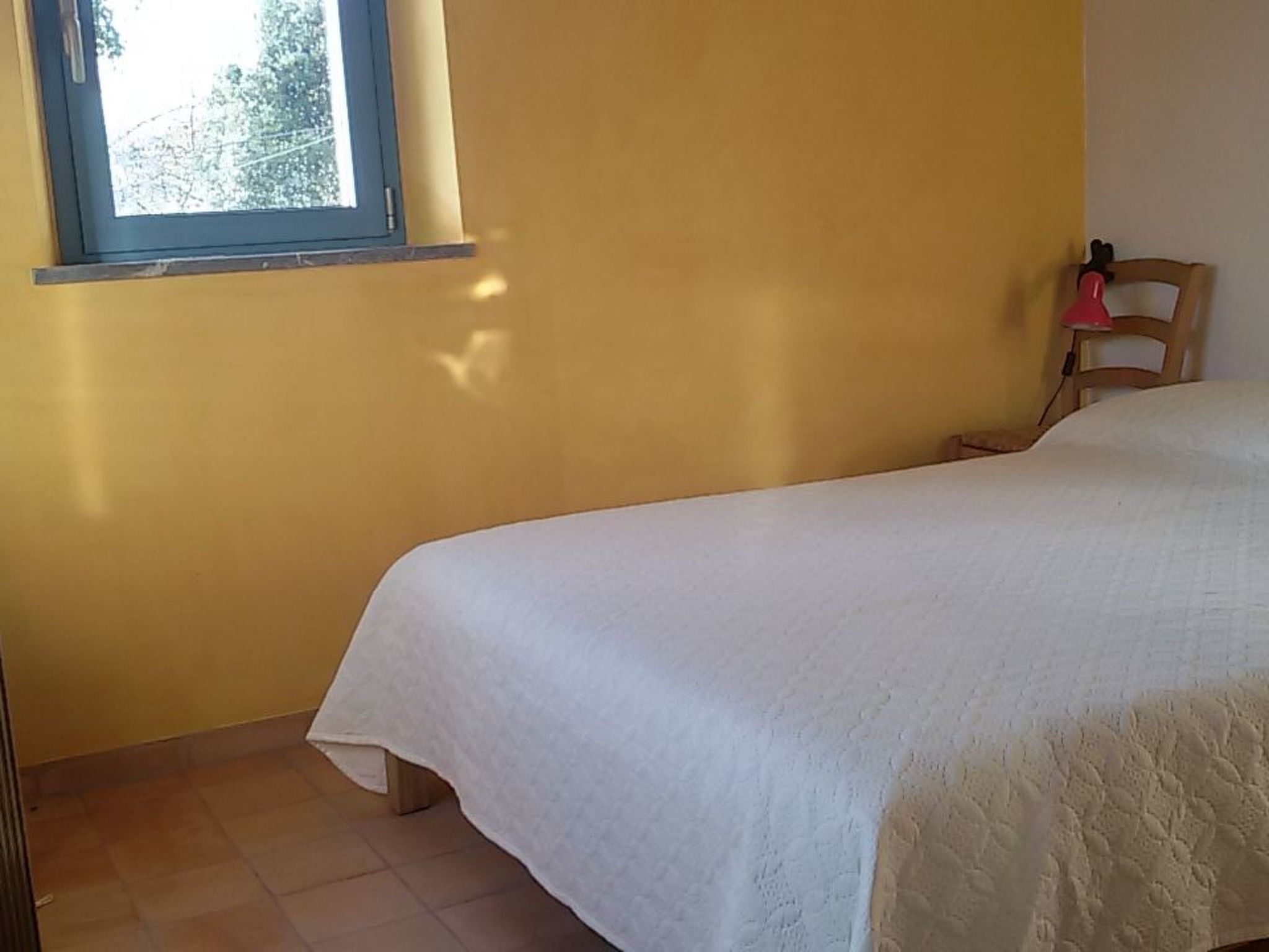 Kleines feines helles Appartment im Gruenen mit Meerblick-Binnen