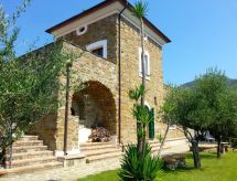 Haus mit privatem Pool und herrlicher Aussicht