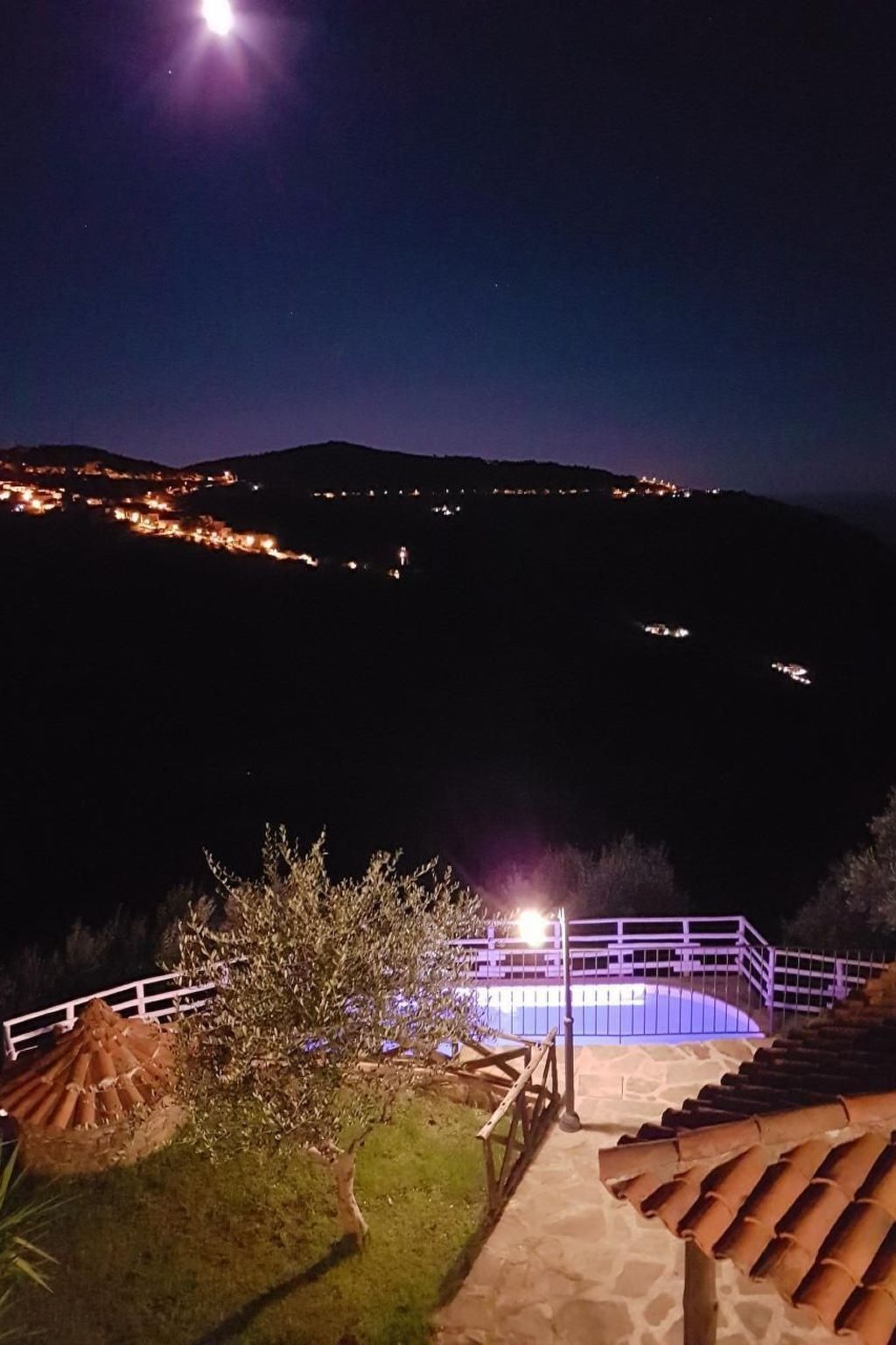 Haus mit privatem Pool und herrlicher Aussicht-Binnen