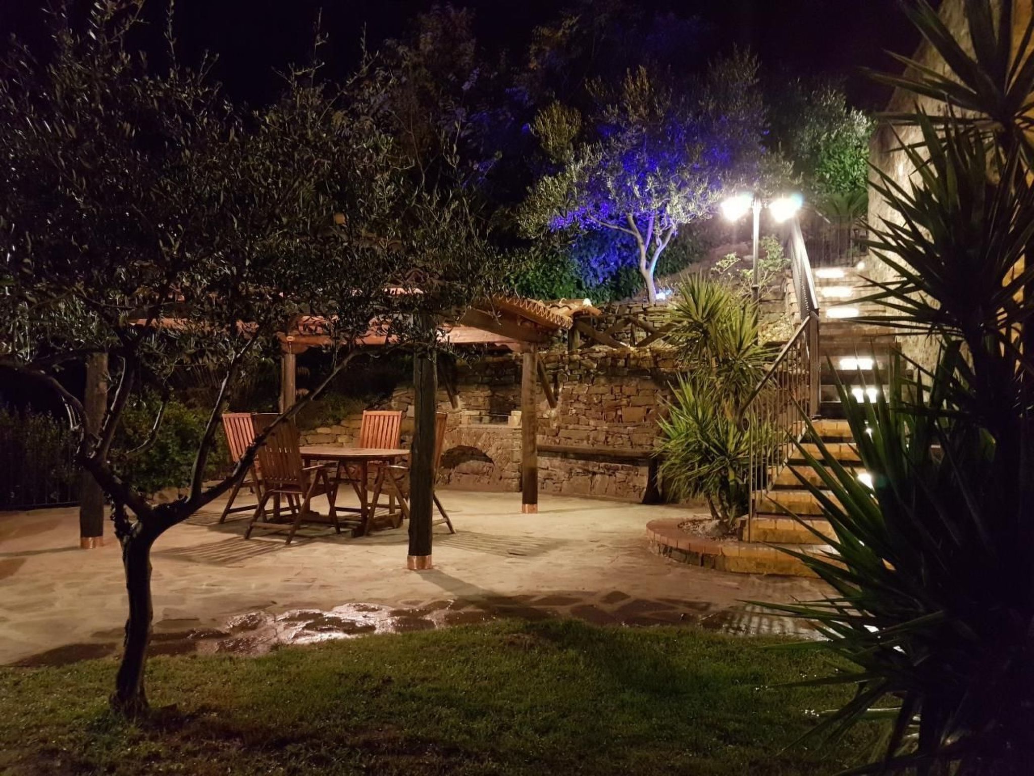 Haus mit privatem Pool und herrlicher Aussicht-Binnen